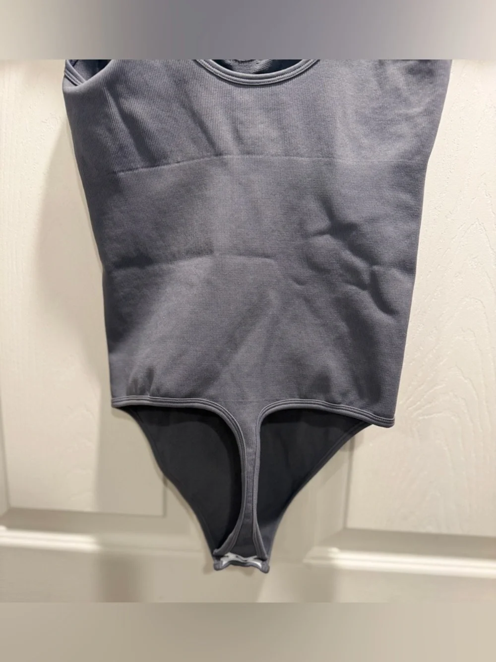 NWOT OQQ Seamless Thong Bodysuit Medium Gray Sculpting Stretch Cami Slim Fit - Picture 7 of 9